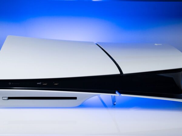 کنسول بازی سونی مدل PlayStation 5 Slim ظرفیت یک ترابایت ریجن 2000 آسیا